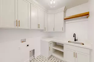 853 N Sage Ln, Elk Ridge, UT 84651 - Photo 8