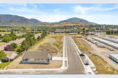 306 N 1070 E #17, Payson, UT 84651 - Photo 2