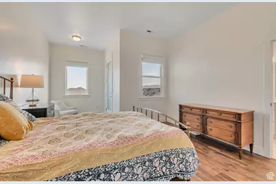 5262 W South Jordan Pkwy, South Jordan, UT 84009 - Photo 16