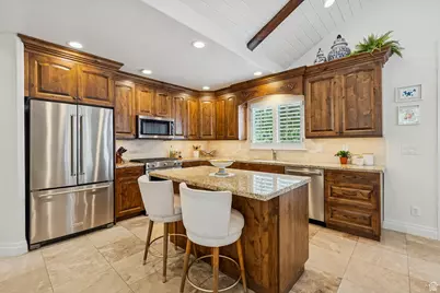 1917 E Holladay View Pl S, Salt Lake City, UT 84117 - Photo 12