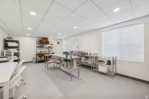 1917 E Holladay View Pl S, Salt Lake City, UT 84117 - Photo 40