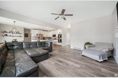 12248 S Croyden Ln W, Herriman, UT 84096 - Photo 12