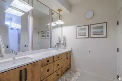 1297 W Lions Head Dr, Washington, UT 84780 - Photo 20