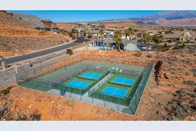 1297 W Lions Head Dr, Washington, UT 84780 - Photo 12