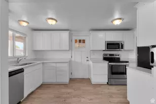 4250 S Chegwidden Ln, Taylorsville, UT 84123 - Photo 18