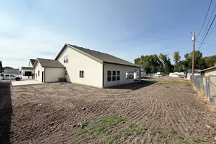 488 N 700 W, Brigham City, UT 84302 - Photo 28