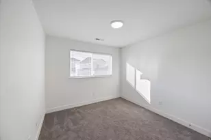 4695 E Breezy Patch Rd, Eagle Mountain, UT 84005 - Photo 44