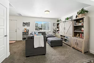 320 W 600 S #93, Tremonton, UT 84337 - Photo 4