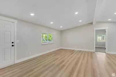 562 Lancelot #60, North Salt Lake, UT 84054 - Photo 6