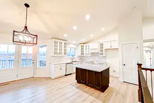 599 S 1325 W, Marriott-Slaterville City, UT 84404 - Photo 4