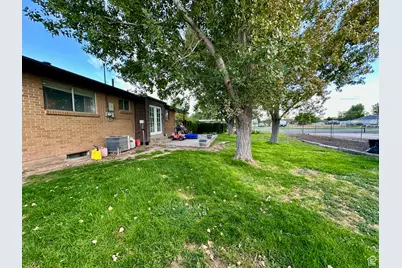605 N 300 E, Nephi, UT 84648 - Photo 30