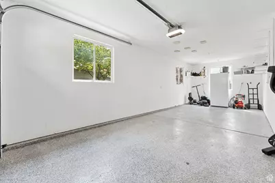 2428 S Scenic Dr E, Salt Lake City, UT 84109 - Photo 60