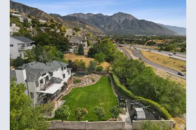 2428 S Scenic Dr E, Salt Lake City, UT 84109 - Photo 6