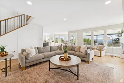 2428 S Scenic Dr E, Salt Lake City, UT 84109 - Photo 10