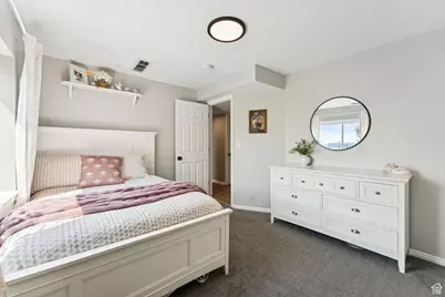 2428 S Scenic Dr E, Salt Lake City, UT 84109 - Photo 52