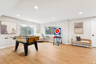 2428 S Scenic Dr E, Salt Lake City, UT 84109 - Photo 46