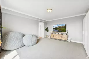 2428 S Scenic Dr E, Salt Lake City, UT 84109 - Photo 26