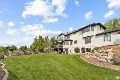 2428 S Scenic Dr E, Salt Lake City, UT 84109 - Photo 68