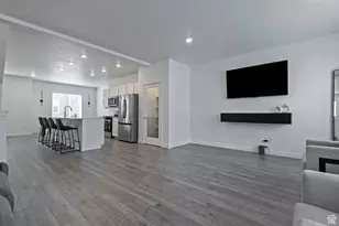 3944 N Eagle Point Ln N, Eagle Mountain, UT 84005 - Photo 6