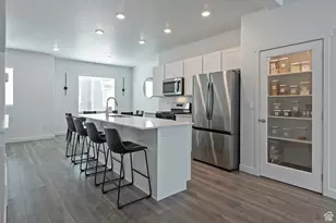 3944 N Eagle Point Ln N, Eagle Mountain, UT 84005 - Photo 8