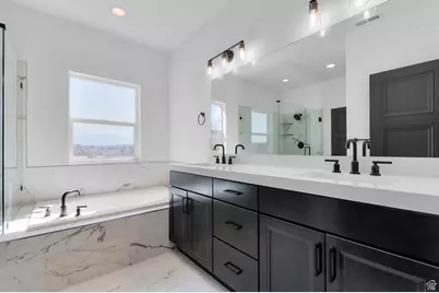 611 N Briarwood Ln, Lindon, UT 84042 - Photo 18