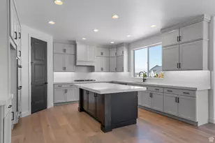 611 N Briarwood Ln, Lindon, UT 84042 - Photo 12