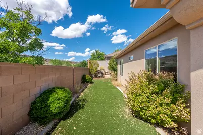 236 S 2020 Cir E, Saint George, UT 84790 - Photo 14