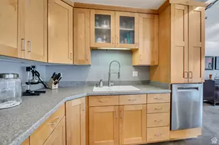 2752 E Wardway Dr, Holladay, UT 84124 - Photo 22