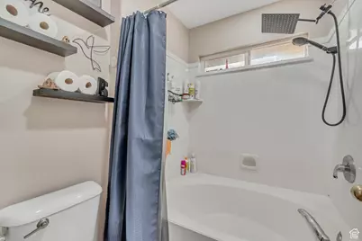 6866 W Ashby Way, West Valley, UT 84128 - Photo 20