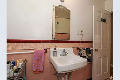 288 E 10th Ave, Salt Lake City, UT 84103 - Photo 48