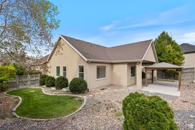 9226 N Mount Airey Dr W, Eagle Mountain, UT 84005 - Photo 40