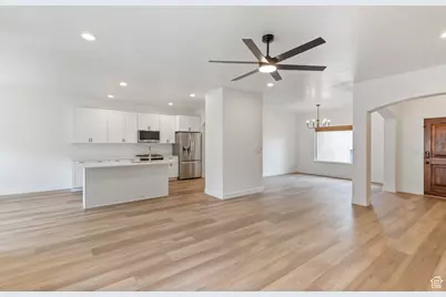 9226 N Mount Airey Dr W, Eagle Mountain, UT 84005 - Photo 4