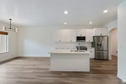 9226 N Mount Airey Dr W, Eagle Mountain, UT 84005 - Photo 8