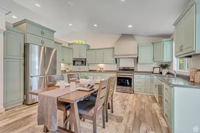 812 S Saratoga Dr, Saratoga Springs, UT 84045 - Photo 10