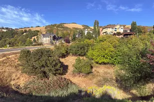 348 E Hidden Lake Dr, Bountiful, UT 84010 - Photo 1