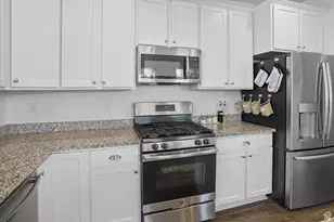 7092 W Jayson Bend Dr, West Jordan, UT 84081 - Photo 12