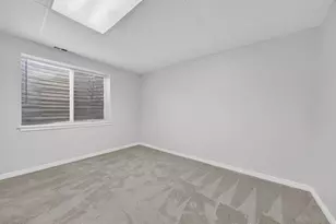 828 E Vine St, Tooele, UT 84074 - Photo 10