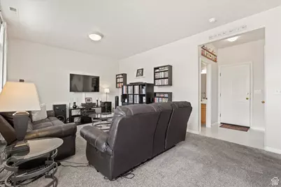 572 E 5300 S, Murray, UT 84107 - Photo 12