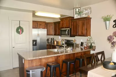 2949 N 1175 W, Layton, UT 84041 - Photo 6