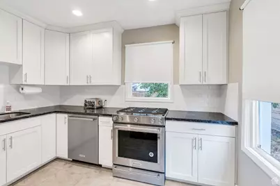 2689 S 1700 E, Salt Lake City, UT 84106 - Photo 12