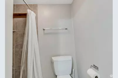2689 S 1700 E, Salt Lake City, UT 84106 - Photo 22