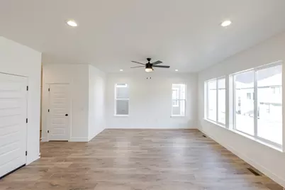 1060 N Canvasback Dr #405, Lehi, UT 84043 - Photo 8