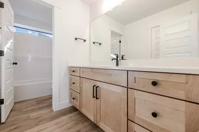 1060 N Canvasback Dr #405, Lehi, UT 84043 - Photo 12