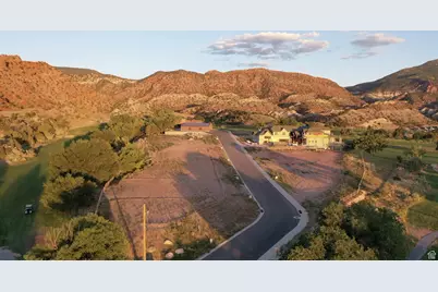 280 E Cedar Ridge Cir #1, Cedar City, UT 84721 - Photo 8