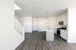 1479 W Skyline Dr, Saratoga Springs, UT 84045 - Photo 4