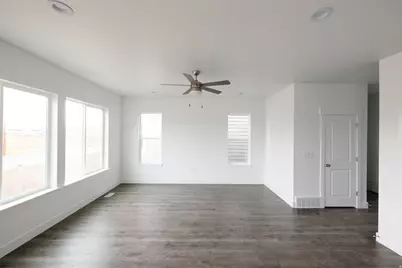 1032 N 3620 W #206, Lehi, UT 84043 - Photo 8