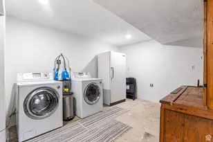 825 N 350 E, Pleasant Grove, UT 84062 - Photo 24