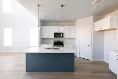 1467 W Skyline Dr #908, Saratoga Springs, UT 84045 - Photo 2