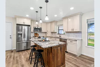 713 S 3400 E, Spanish Fork, UT 84660 - Photo 10