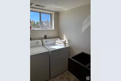 207 W 3275 N, North Ogden, UT 84414 - Photo 34